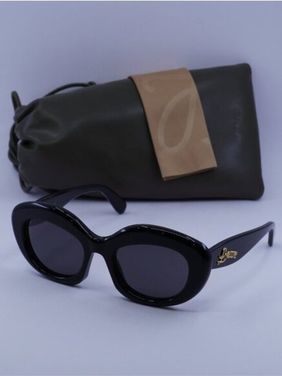 Loewe LW40153I 01A Cat Eye Sunglasses – Shiny Black\\Smoke main image 6